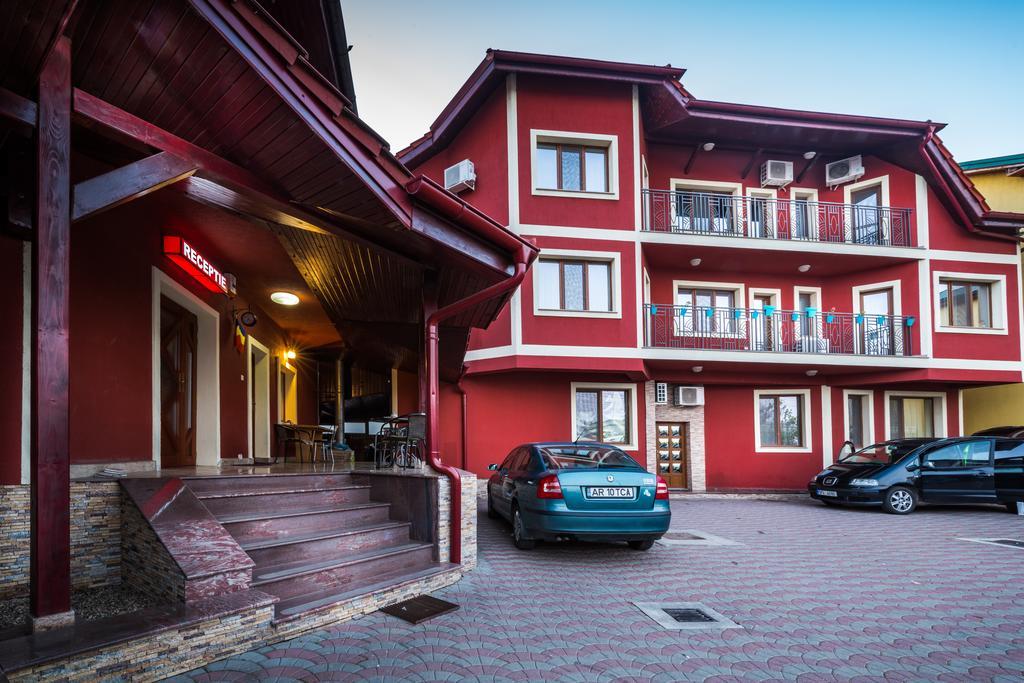 Pensiunea Christiana Arad Exterior photo
